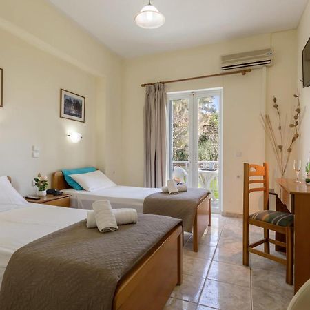 Laganas Holidays Hotel ภายนอก รูปภาพ