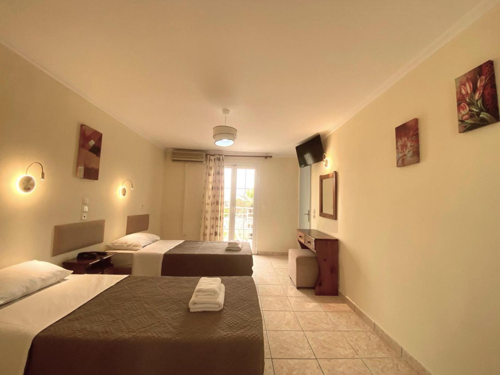 Laganas Holidays Hotel ภายนอก รูปภาพ